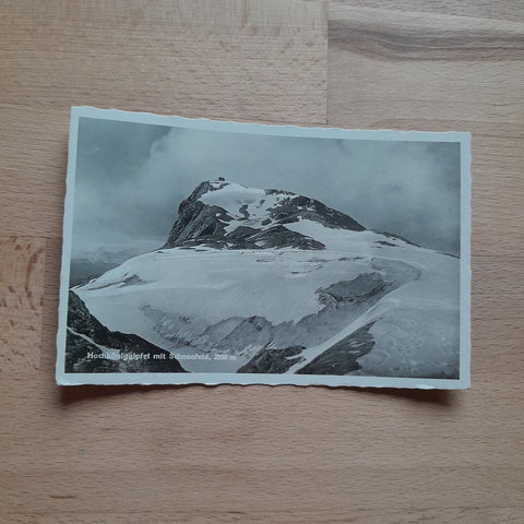 AK Hochköniggipfel mit Schneefeld.