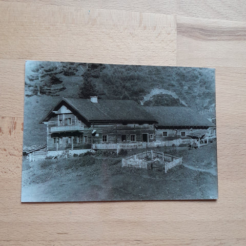 AK Rastötzen Alm. Pächter: Rupert Salzmann.