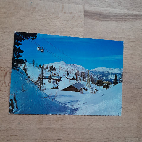 AK Berghäuser Krippenbrunn mit Gjaidalmseilbahn. Obertraun.