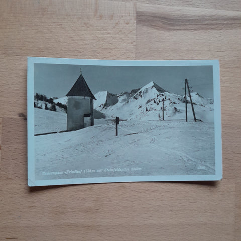 AK Tauernpass Friedhof mit Steinfeldspitze.