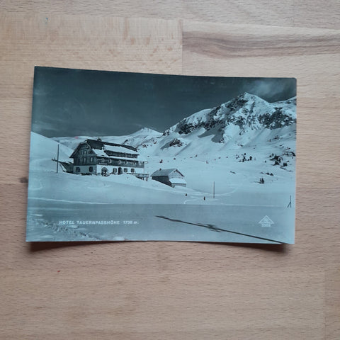 AK Hotel Tauernpasshöhe. (1931)