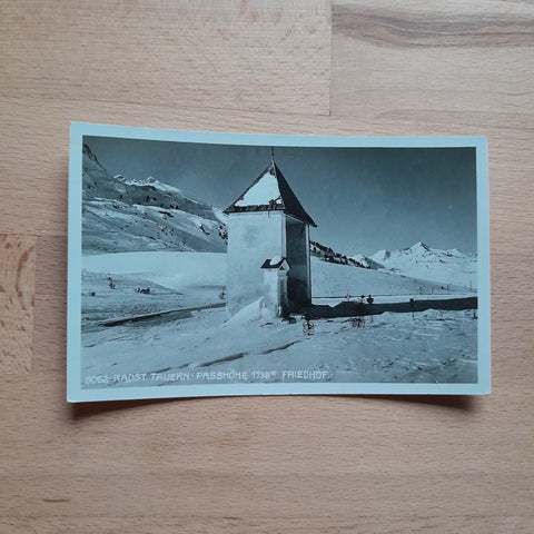 AK Radstädter Tauern. Passhöhe und Friedhof. (1930)