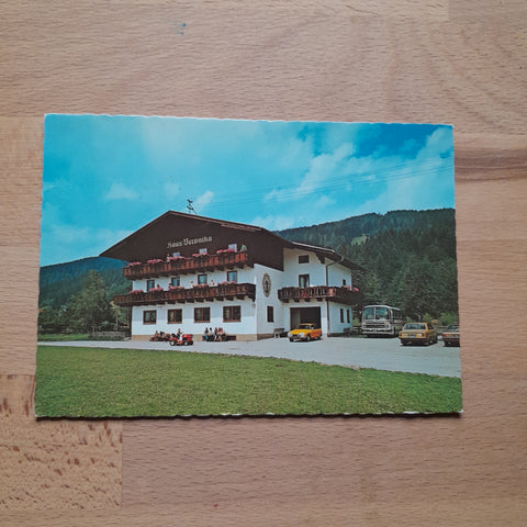 AK Altenmarkt im Pongau. Jugenderholungsheim Haus Veronika bes. Fam. Hödl.