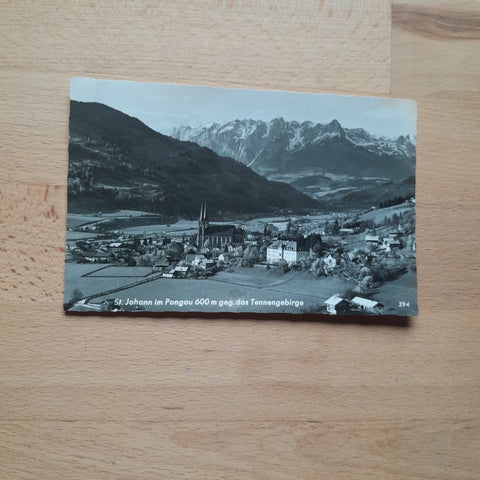 AK St. Johann im Pongau gegen das Tennengebirge.