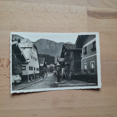 AK Goldegg im Pongau. Dorfstraße g.d. Heukarek. (1937)