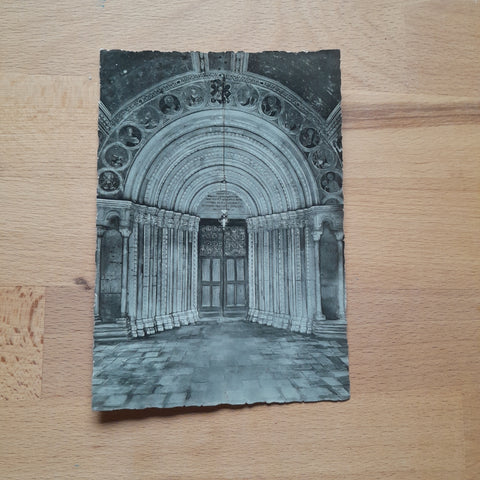 AK Dom zu Gurk, Romanisches Portal.