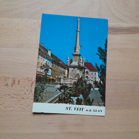 AK St. Veit an der Glan. Hauptplatz mit Pestsäule.