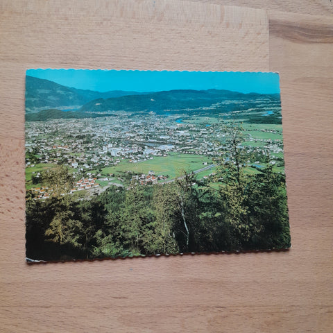 AK Blick von der Villacher Alpenstrasse auf Villach.