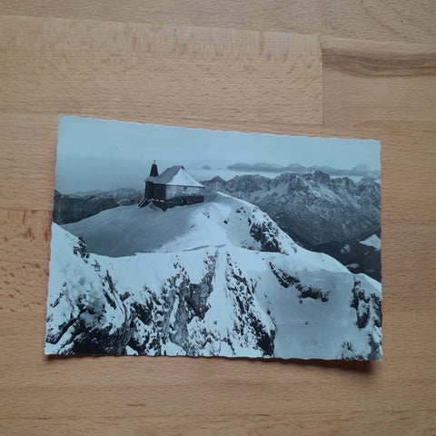 AK Am Dobratsch mit Blick auf die Julischen Alpen.