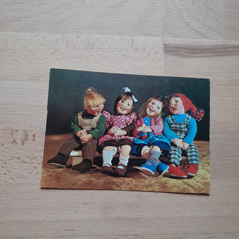 AK Elli Riehl Puppenkarte. Froh zu sein bedarf es wenig und wer froh ist, ist ein König.