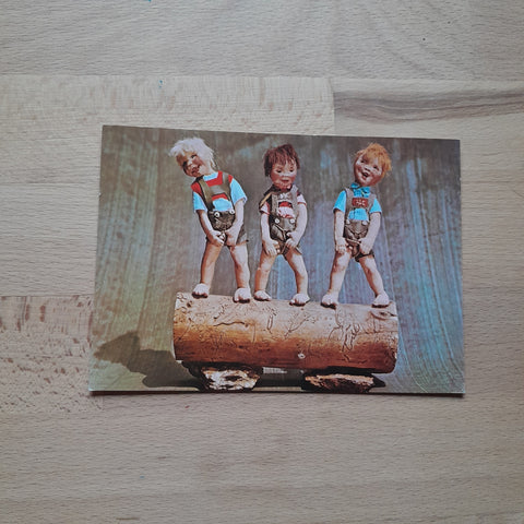 AK Elli Riehl Puppenkarte. 3 Lausbuben.
