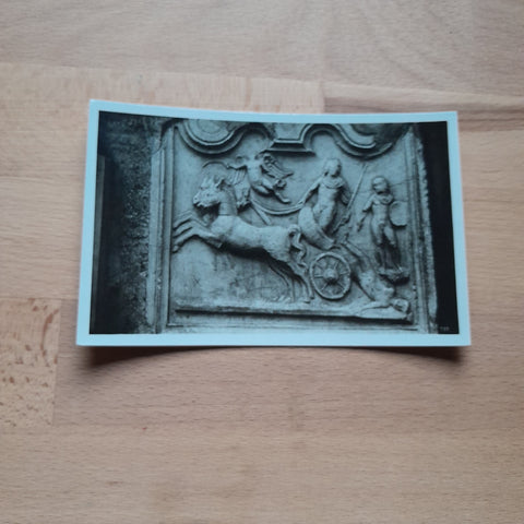 AK Maria Saal. Relief aus Virunum. Achilles auf einem zweirädrigen Streitwagen...