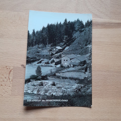 AK Ausgrabung des Landes Kärnten auf dem Magdalensberg. Teilansicht des Grabungsgeländes.