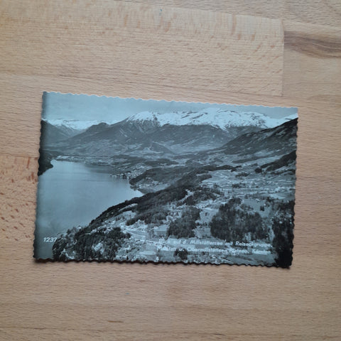 AK Blick auf d. Millstättersee mit Reiseckgruppe Millstatt u. Obermillstätter Plateau.
