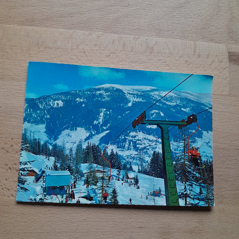 AK Mittelstation der Kaiserburg-Sessellifte mit Jausenstation Maierbrugger.
