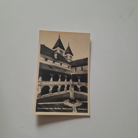 AK Benediktiner Abtei Seckau. Kreuzgang.