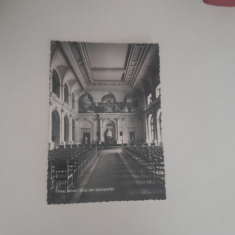 AK Graz. Aula der Universität.
