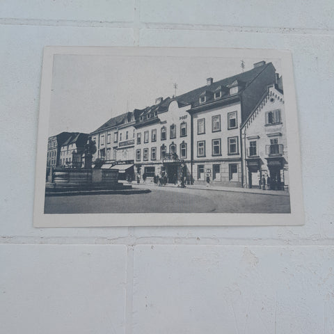 AK Leoben, Hauptplatz und Hotel Post. (1945)