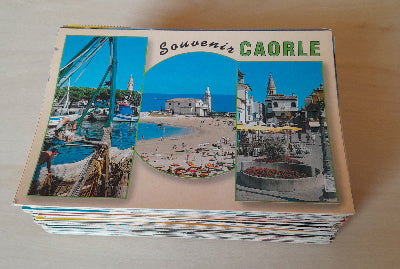 Konvolut 100 Ansichtskarten Caorle Mehrbildkarten (cartoline con più vedute)