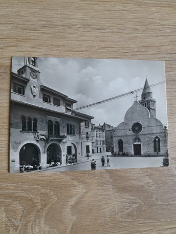 AK Muggia. Piazza Marconi.