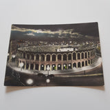 AK Verona. Arena durante uno spettacolo Lirico.