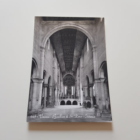 AK Verona. Basilica S. Zeno. Interno.