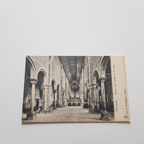 AK Verona. Interno della Chiesa di S. Zeno.