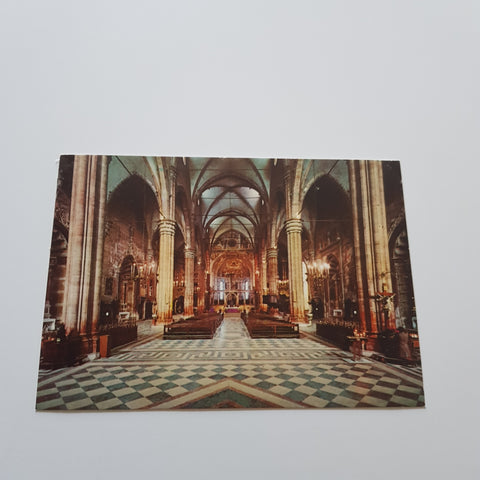 AK Verona. Il Duomo. Interno.
