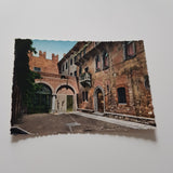 AK Verona. Cortile della Casa di Giulietta. Il Balcone.