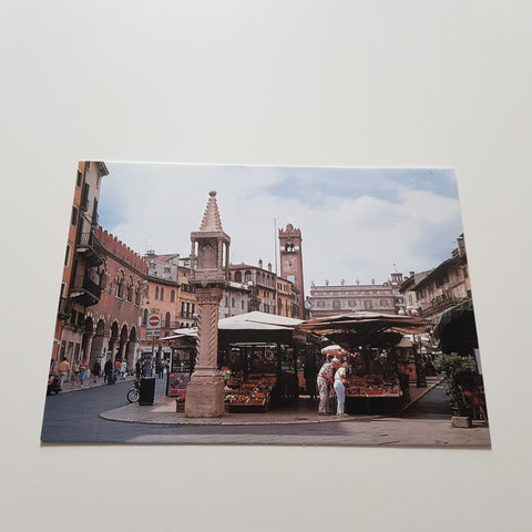 AK Verona. Piazza Erbe.
