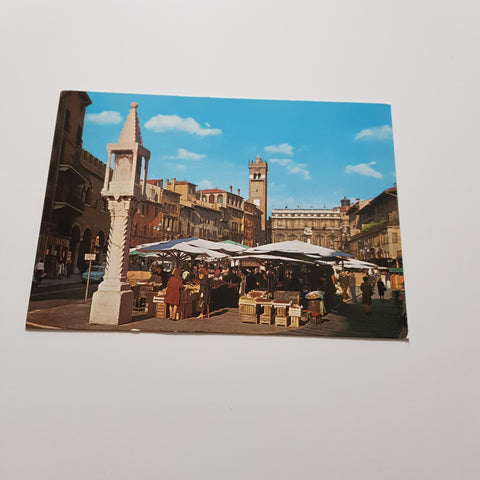 AK Verona. Piazza Erbe.