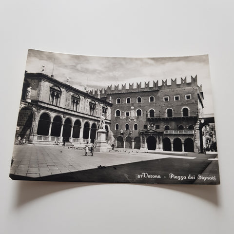 AK Verona Piazza dei Signori.