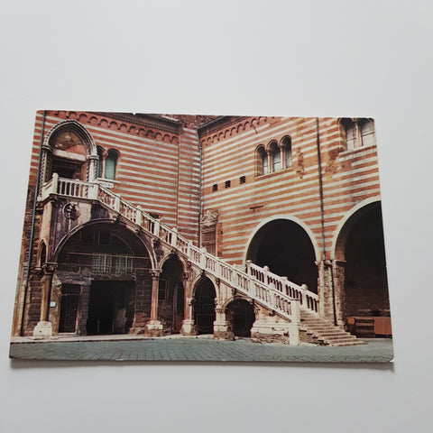 AK Verona. Scala della Ragione.