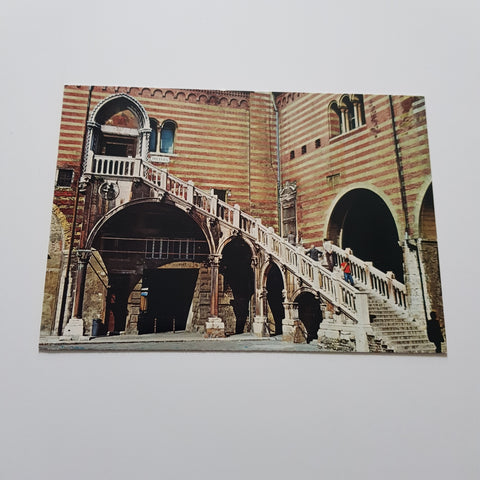 AK Verona. Scala della Ragione.