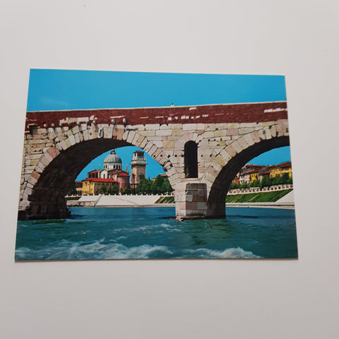 AK Verona. Ponte Pietra. Chiesa di S. Giorgio.