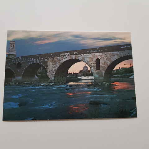 AK Verona. Ponte Pietra. Chiesa S. Giorgio Tramonto.