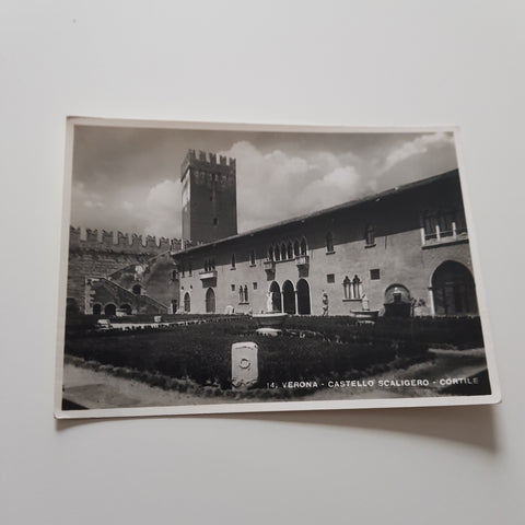 AK Verona Castello Scaligero Cortile.