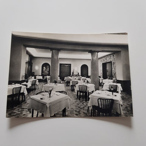 AK Verona. Piazza Bra. Ristorante Tre Corone.