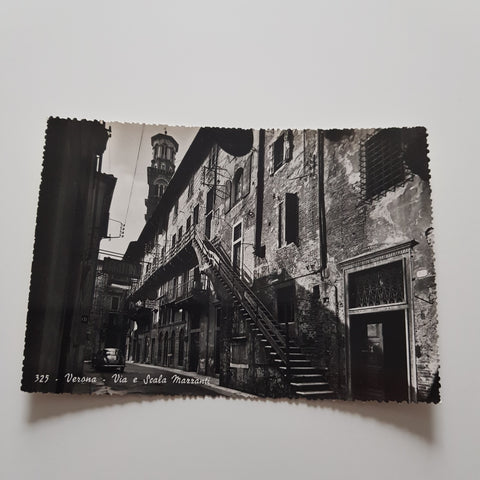 AK Verona. Via e Scala Mazzanti.