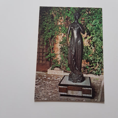 AK Verona - Giulietta Capuleti. Statua in bronzo di N. Costantini.