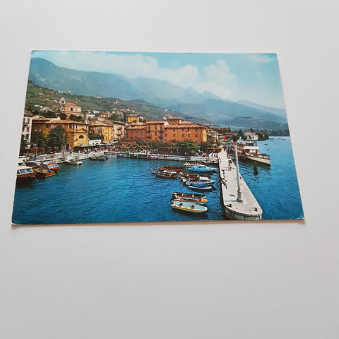 AK Malcesine. Lago di Garda Piazza del porto.