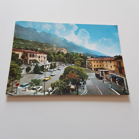 AK Malcesine. Lago di Garda Piazza Statuto.