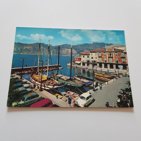 AK Lago di Garda. Malcesine. Il porto.
