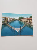 AK Peschiera. Lago di Garda. Caratteristica pesca sul canale.