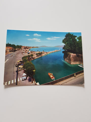 AK Lago di Garda. Porto e panorama di Peschiera.