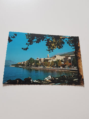 AK Torri del Benaco. Lago di Garda. Lungolago.