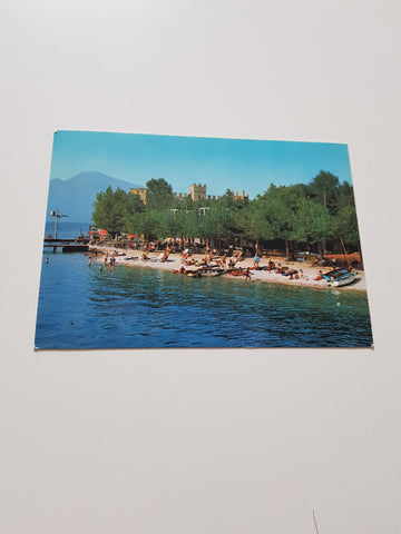 AK Torri del Benaco. Spiaggia.