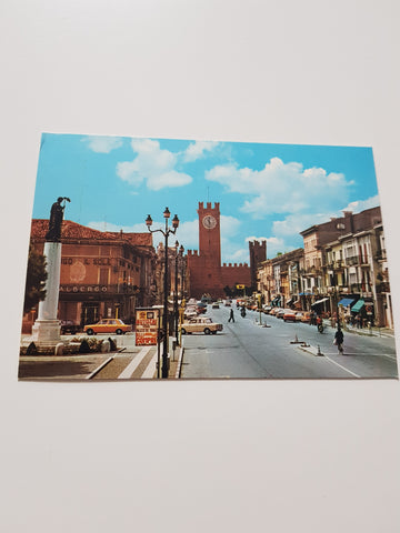 AK Villafranca di Verona. Centro e Castello scaligero.