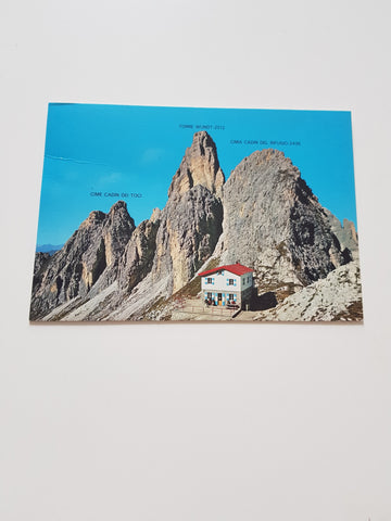 AK Dolomiti Gruppo Cadini di Misurina. Rifugio F.lli Fonda Savio al Passo dei Toci.