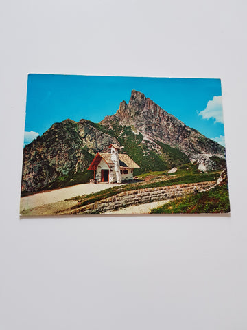 AK Chiesetta al Passo Falzarego.